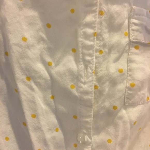 Knotted top with buttons - Picture 3 of 4